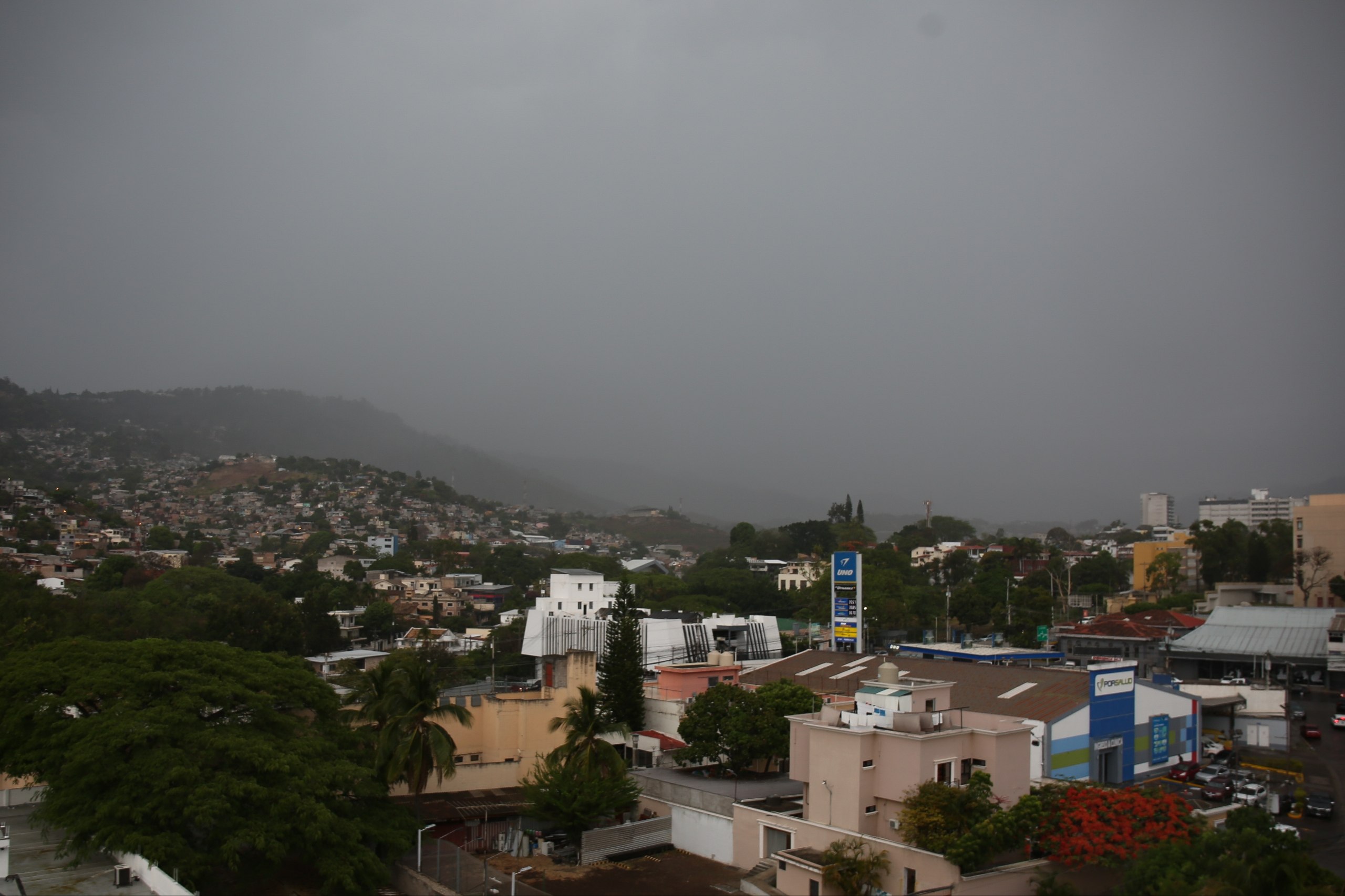 Copeco pronostica lluvias en Honduras hasta el 1 de junio por vaguada