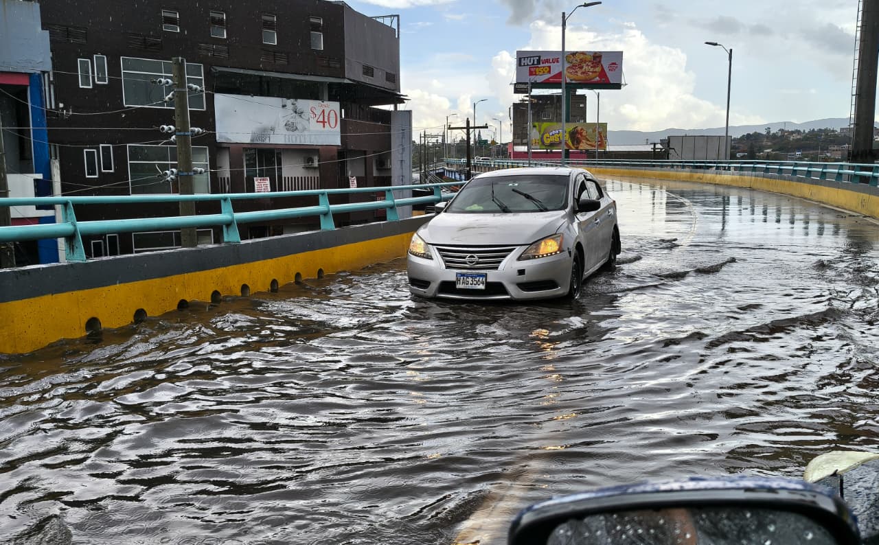 Cenaos emite alerta por lluvias, vientos y tormentas eléctricas