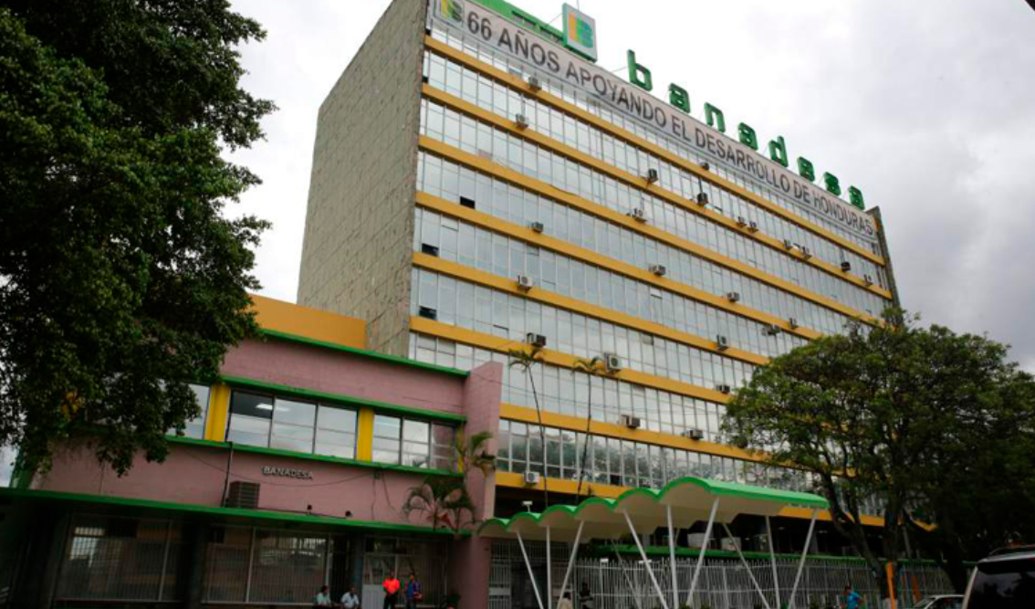Banadesa impulsa modernización y amplía financiamiento a productores y emprendedores