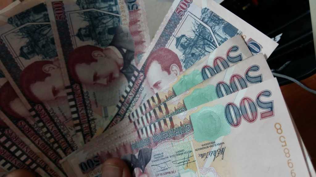 Dinero-lempiras-.jpg