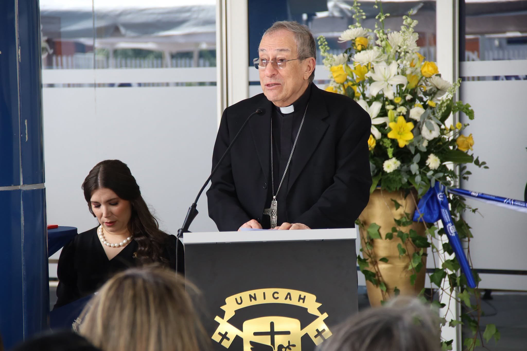 Cardenal Rodríguez insta a reforzar la educación familiar frente a la violencia