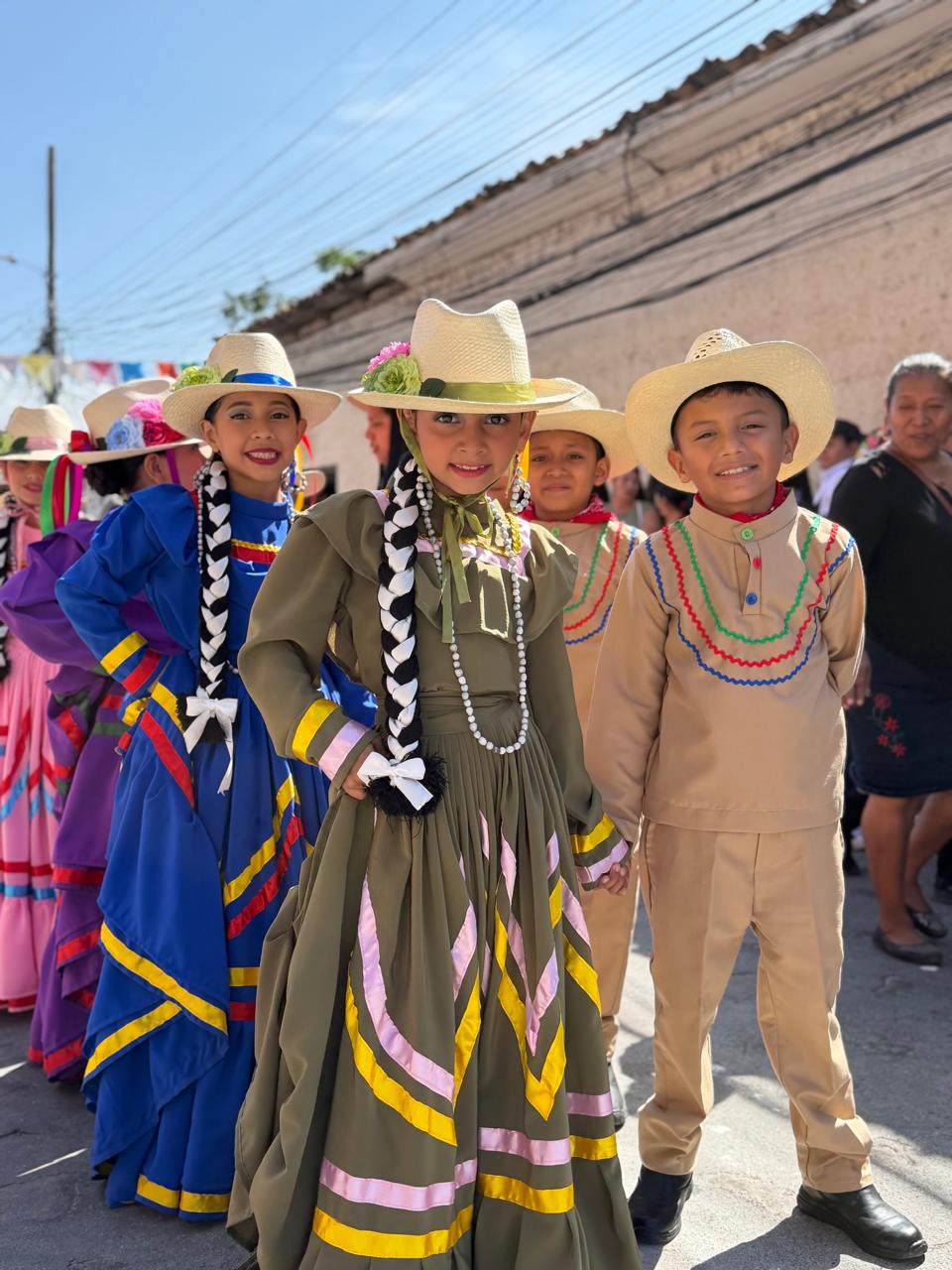 Gracias, Lempira revive la historia del Cacique Lempira con un desfile cultural
