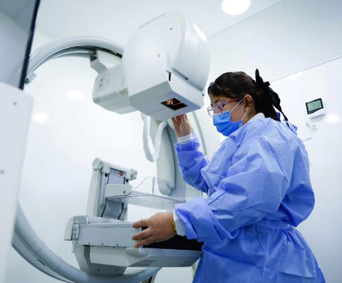 Las UMAC realizan tambien exámenes de laboratorio clínico.