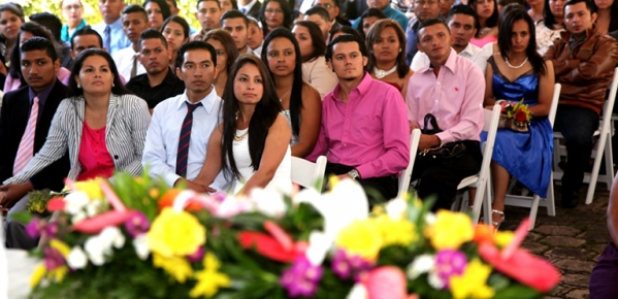 Cada año en agosto se conmemora el Mes de la Familia a través de las bodas gratuitas.