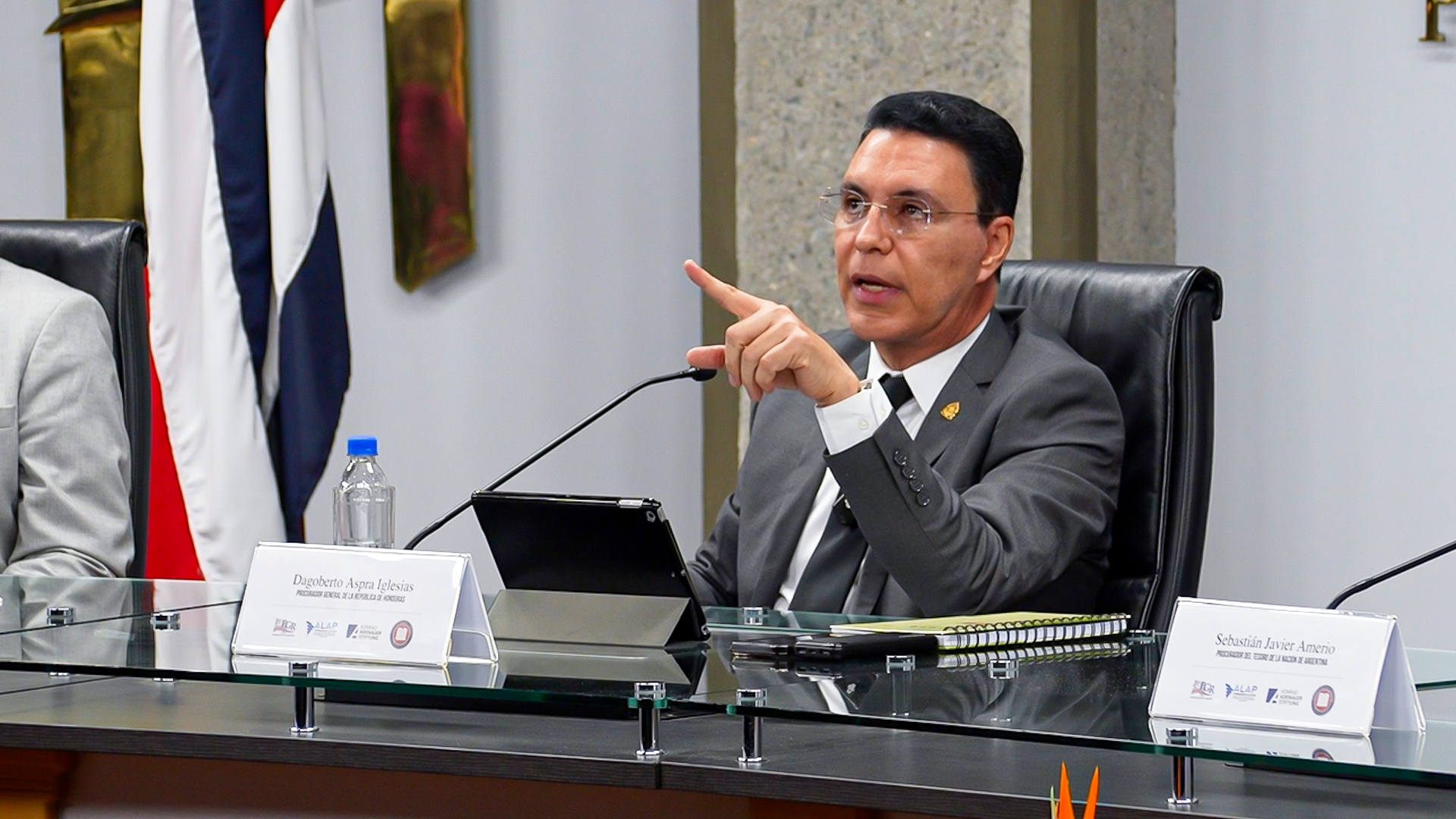 Según Aspra se están reservando el uso de medios de prueba como estrategia jurídica por eso no se mandó a ningún representante de forma presencial.