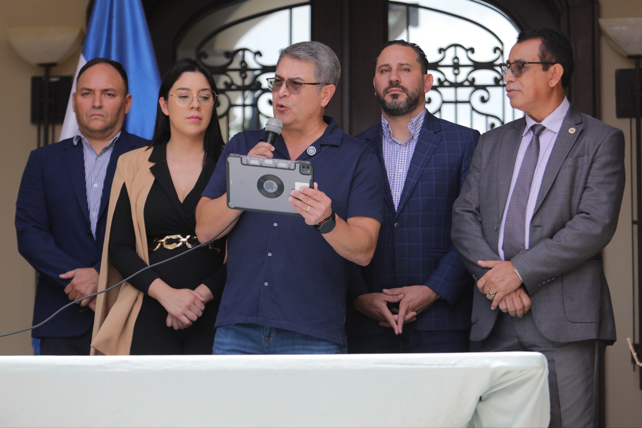 22fd3d15-1dca-4694-830a-15d3f79b7e5c.jpg