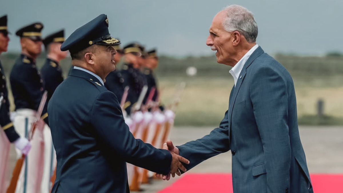Delegación hondureña llega a Cali para investidura de Abelardo de la Espriella