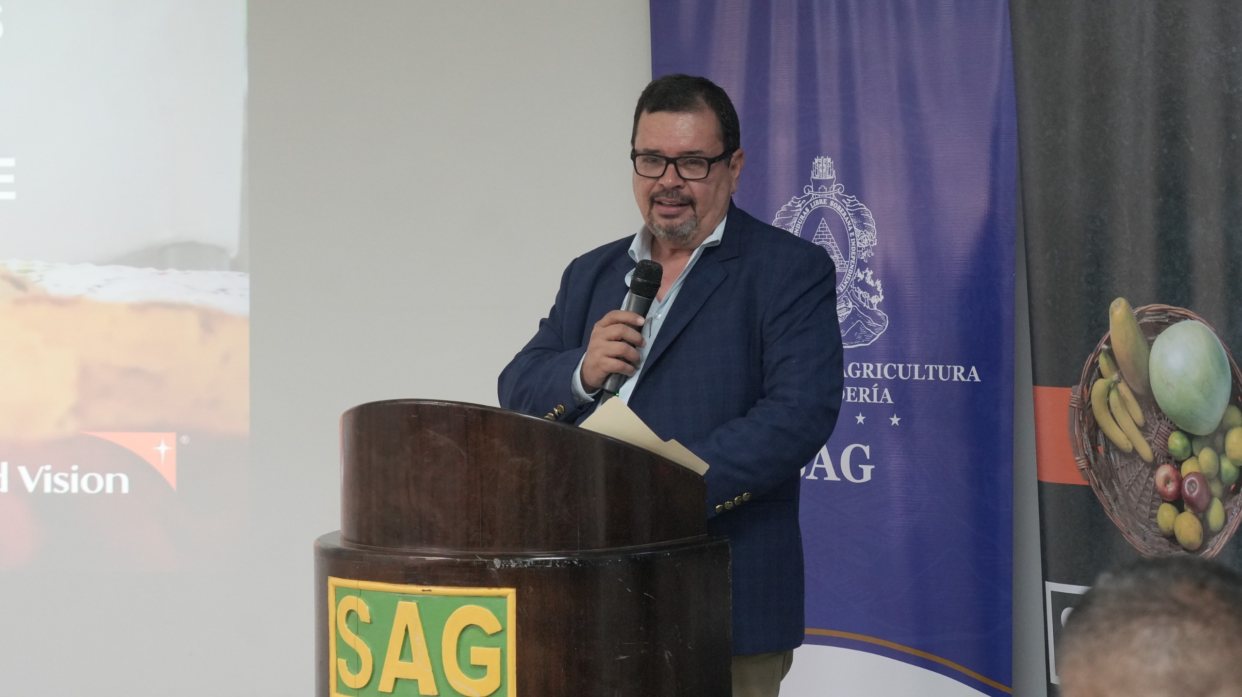 Moisés Abraham Molina, ministro de la Secretaría de Agricultura y Ganadería (SAG)