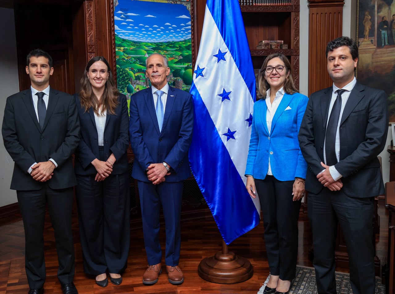 reunión con representantes de S&P Global Ratings