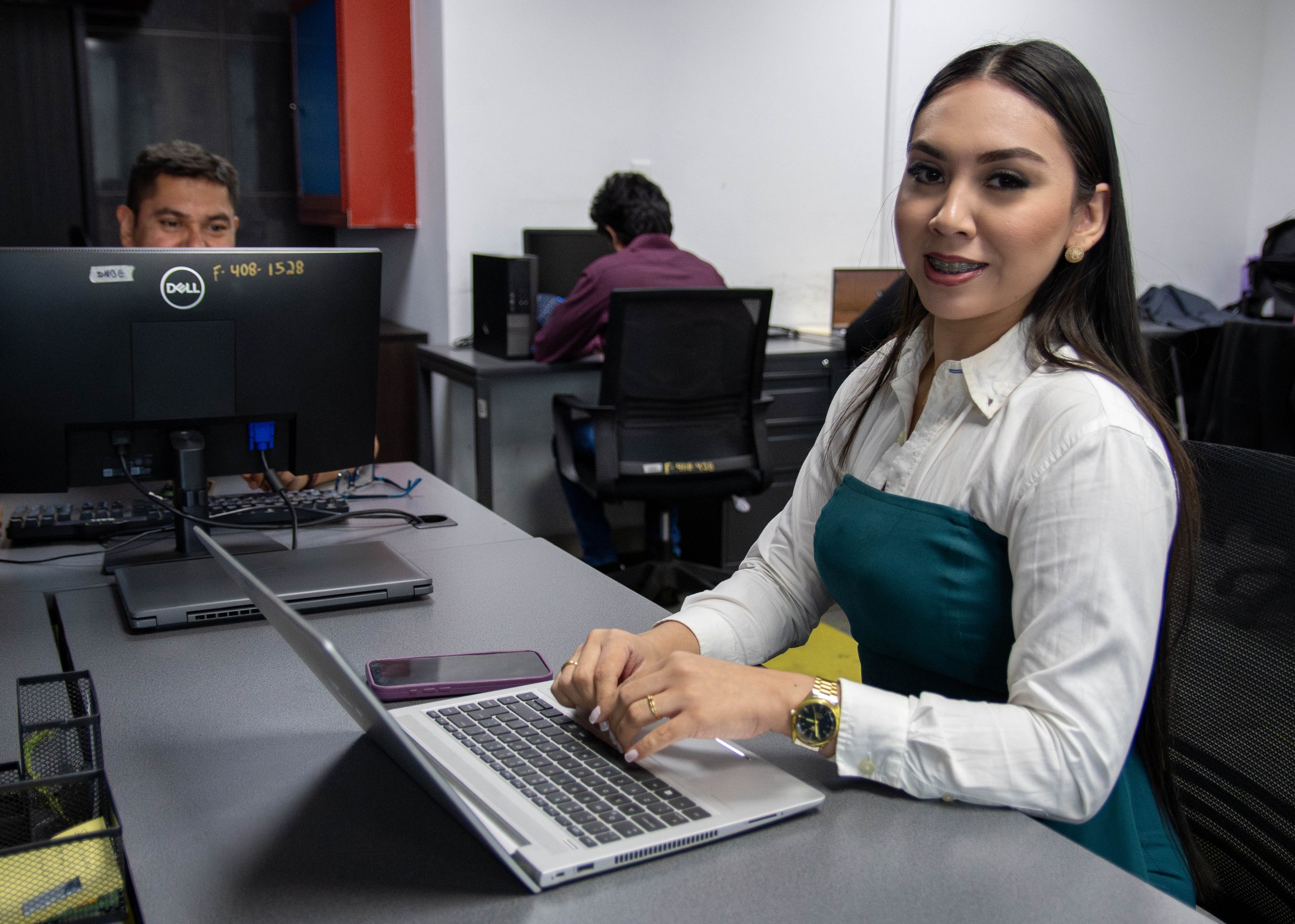 Larisa Matamoros, presentadora TNH