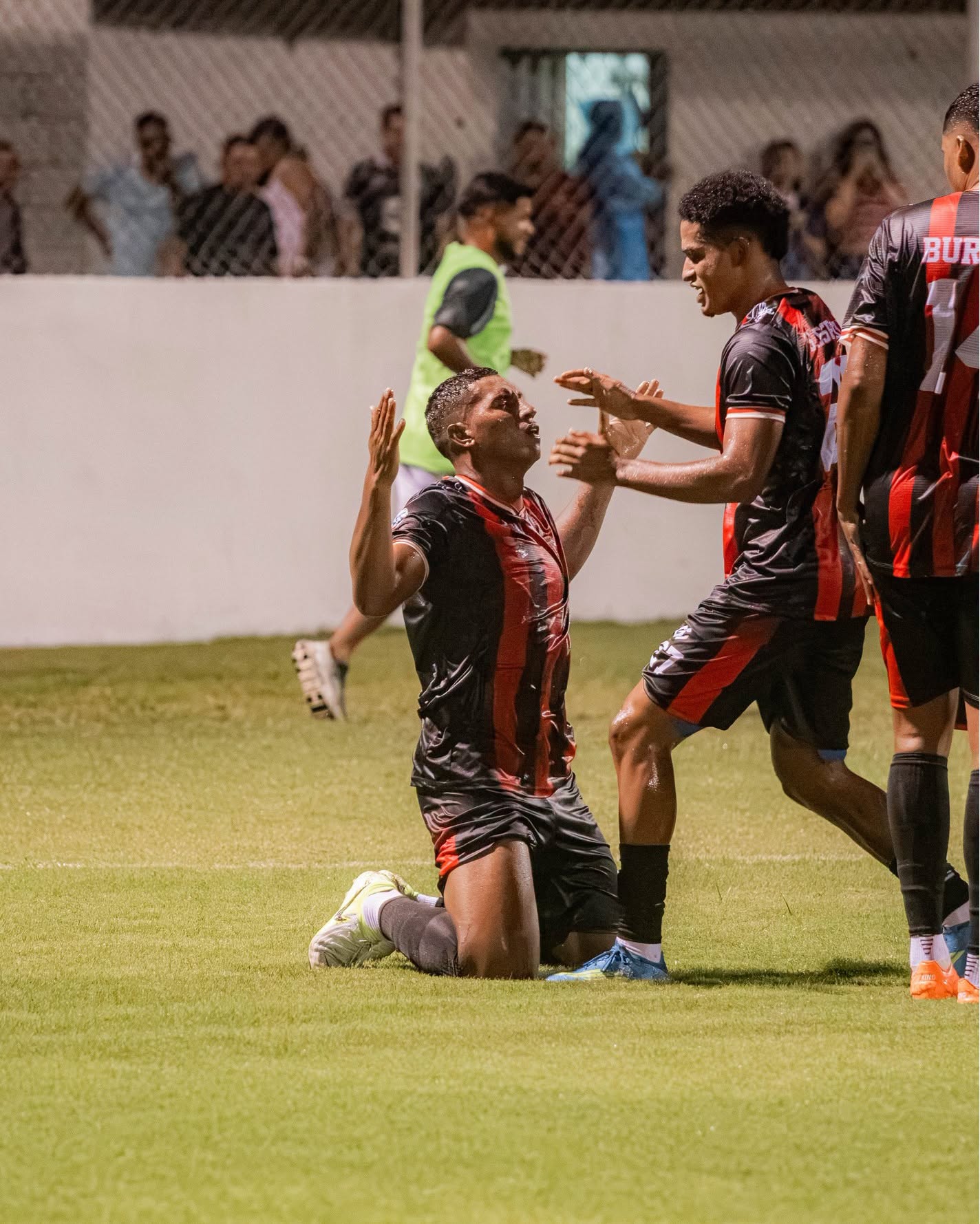 Atlético Independiente recibe a Génesis el sábado.