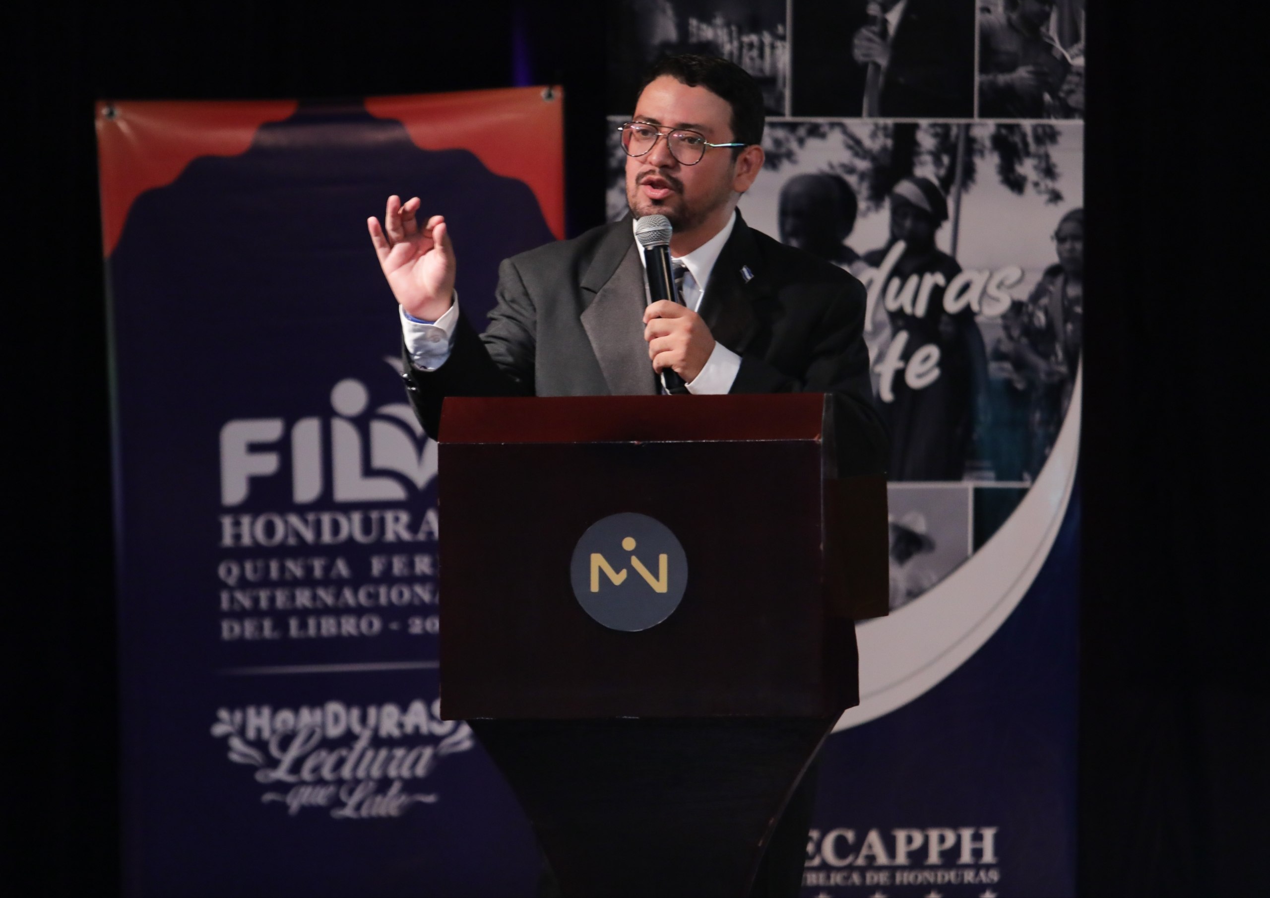 José Luis Argeñal, director general del Libro y Documento