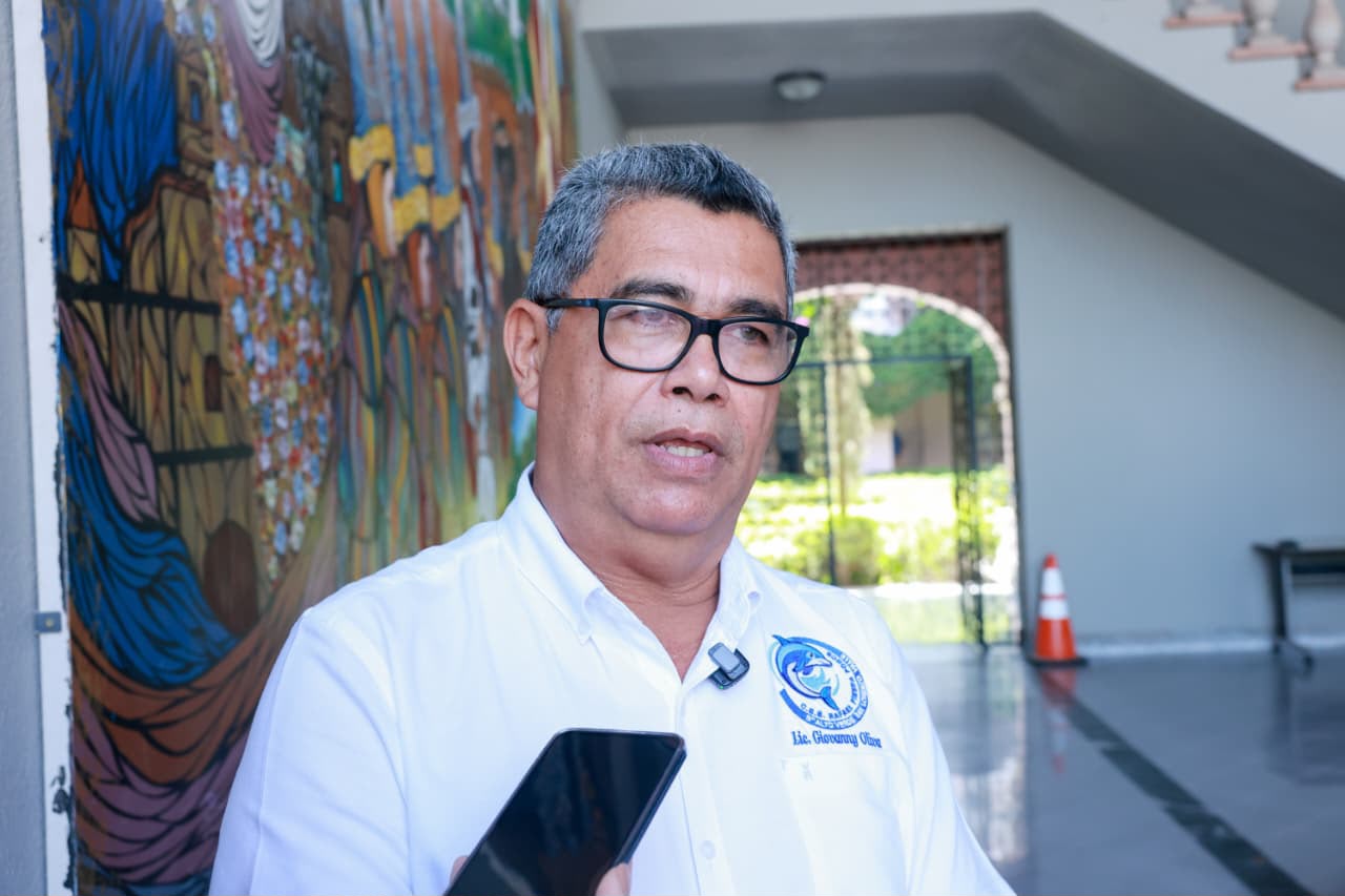director, Oscar Giovanny Oliva Mejía