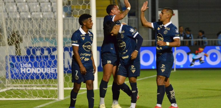 Motagua derroto 4-1 a los Lobos UPNFM.