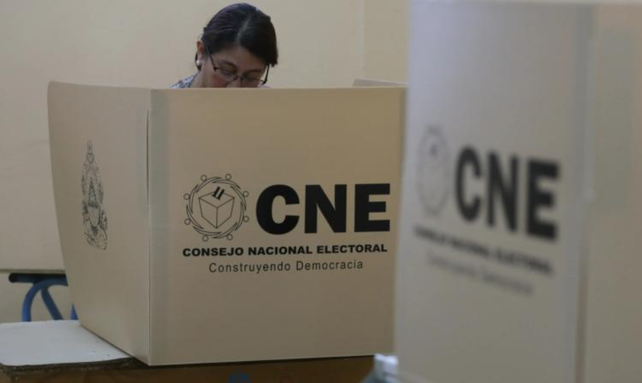 La iniciativa contempla nuevas obligaciones para los consejeros del CNE y cambios en la integración de las Juntas Receptoras de Votos.
