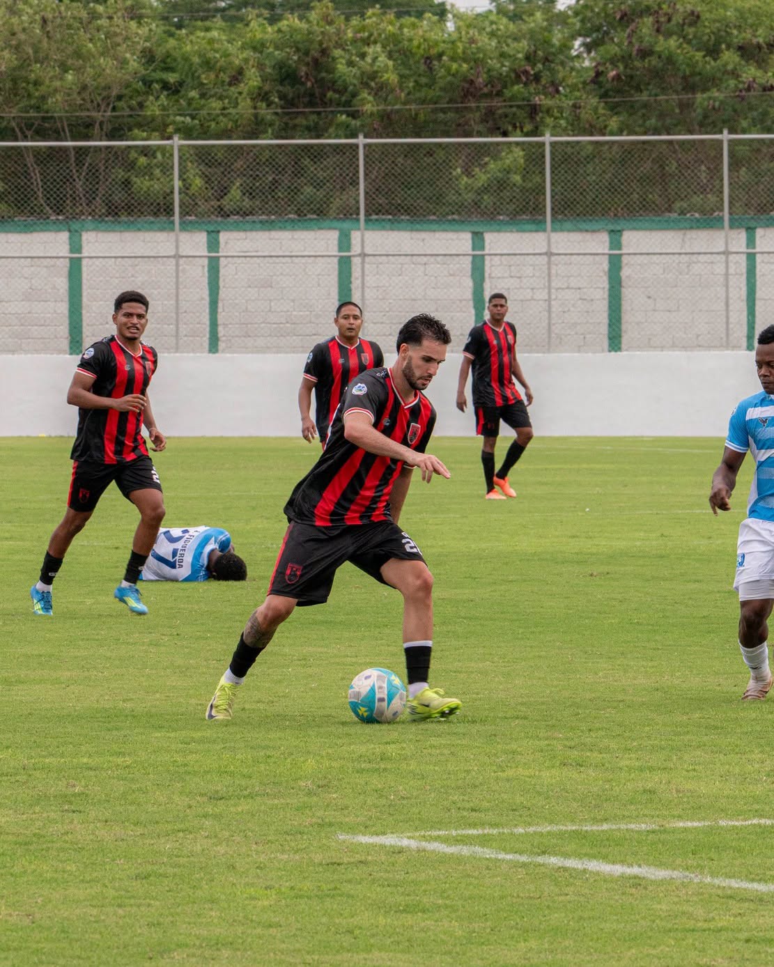 Atlético Independiente empato 1-1 ante Génesis.