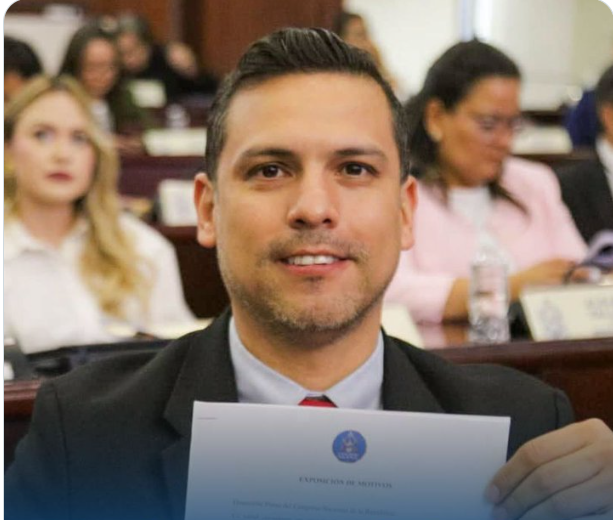 Diputado Liberal Alberto Cruz