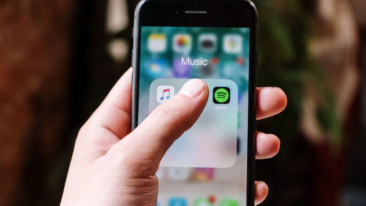 Spotify pone la mira en los artistas creados con inteligencia artificial
