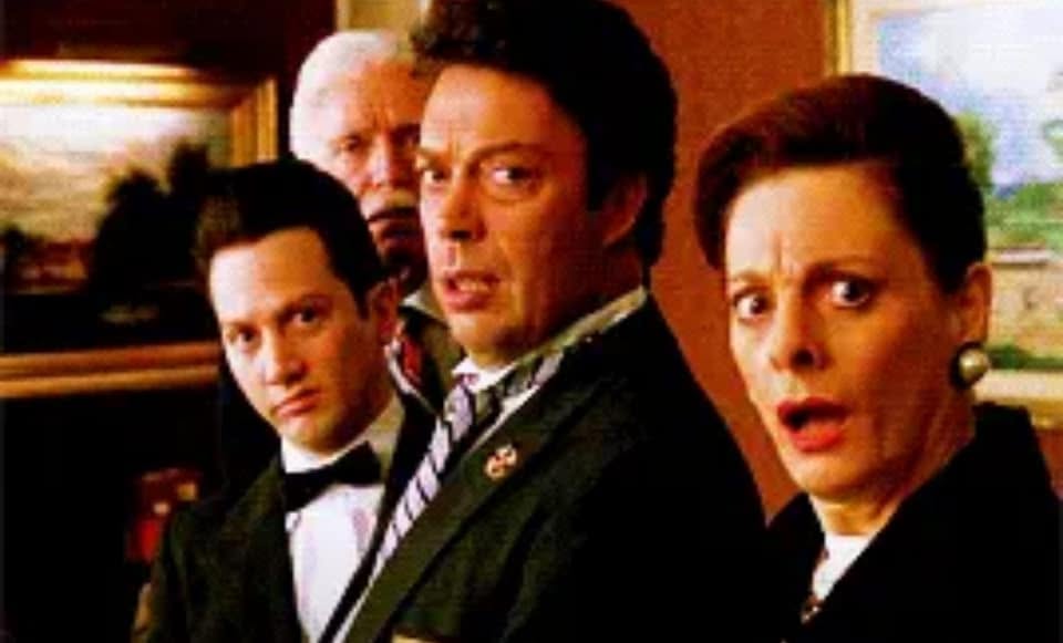 Tim Curry mi pobre angelito.jpg