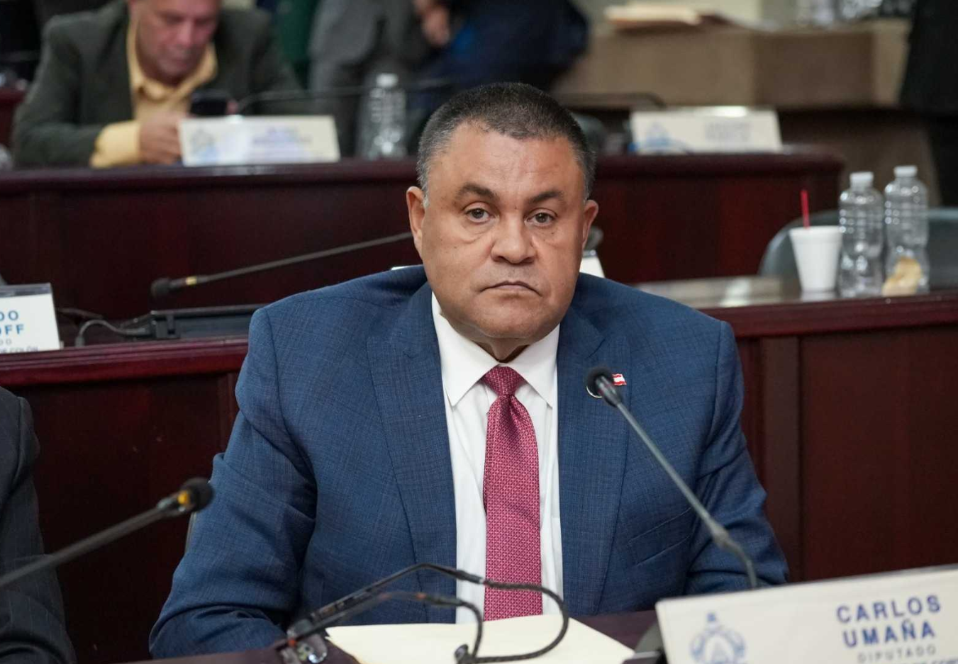 Carlos Umaña diputado del partido liberal.