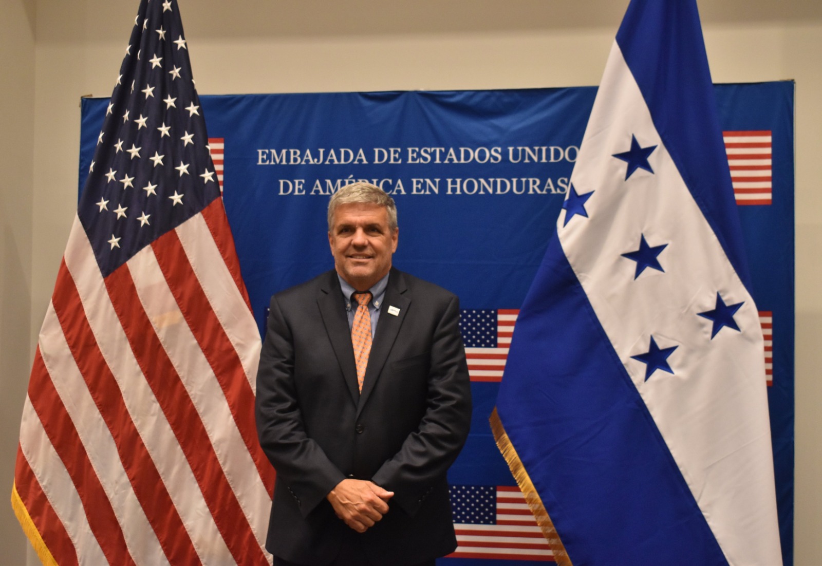 Thomas R. Hardy, subdirector y director de Operaciones de la Agencia de Comercio y Desarrollo de Estados Unidos (USTDA).