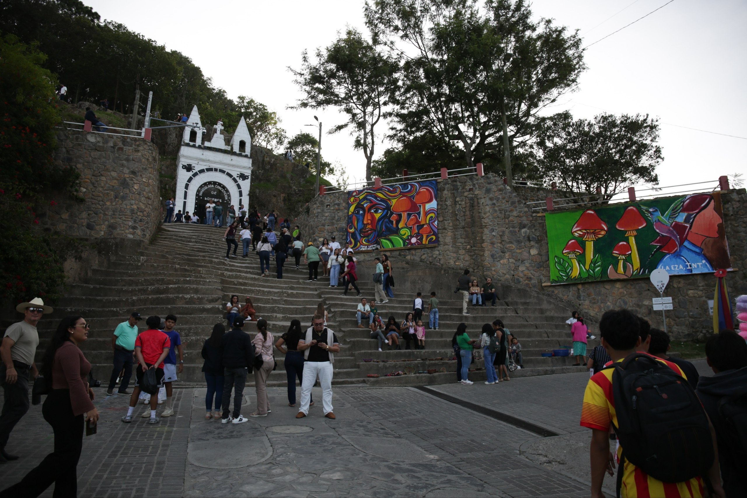 El turismo una actividad que mejora la economía nacional.