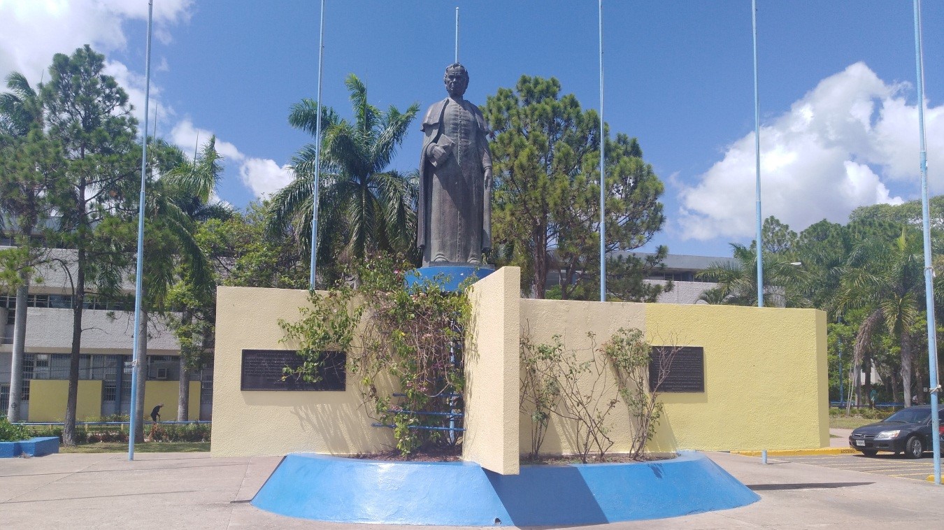 Fundador de la Universidad Nacional Autónoma de Honduras (UNAH).