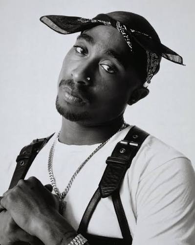 El asesinato de Tupac Shakur ocurrió el 7 de septiembre de 1996 en Las Vegas, cuando el rapero viajaba en un automóvil junto a Suge Knight y fue atacado a tiros