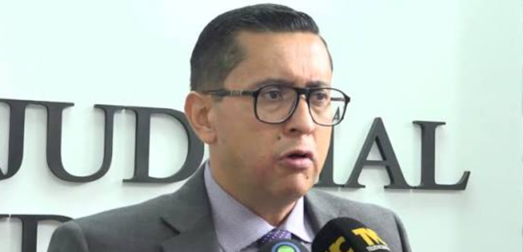 Abogado defensor Darwin García.