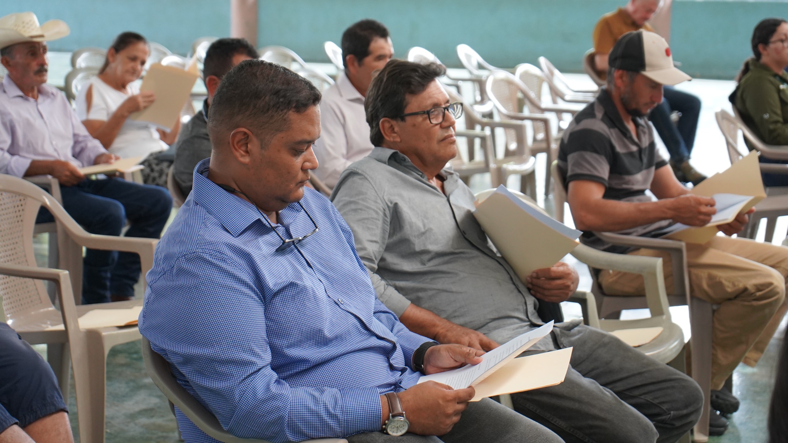 Productores de papa y cebolla de Ocotepeque plantearon sus principales dificultades ante autoridades de Agricultura.