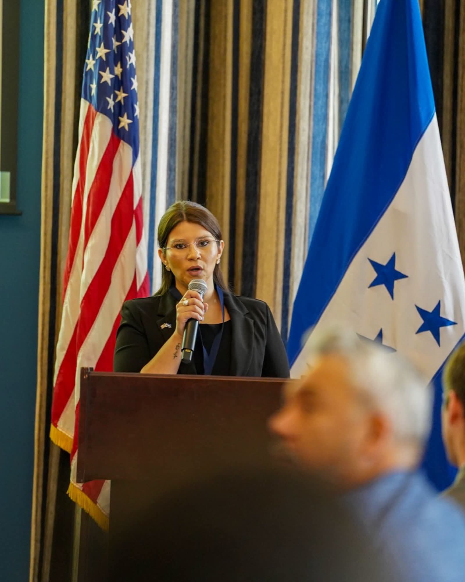 Consul en Luisiana Anna Gariella Cardona.
