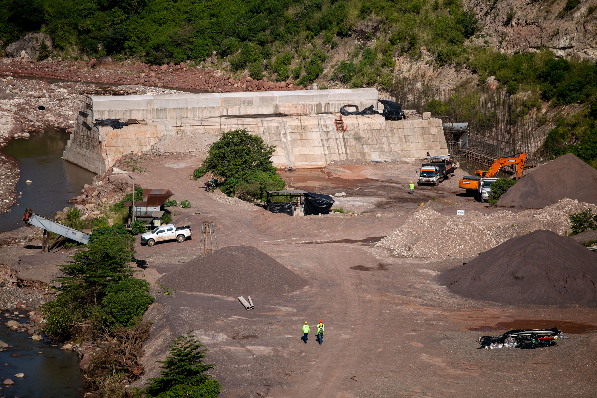 Construcción de represas en Tegucigalpa