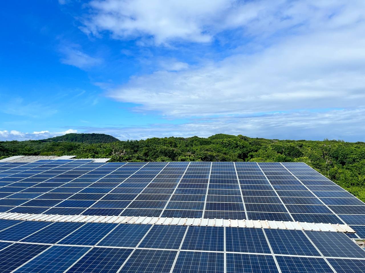 CREE convoca a audiencia pública sobre tarifa eléctrica para usuarios de Útila