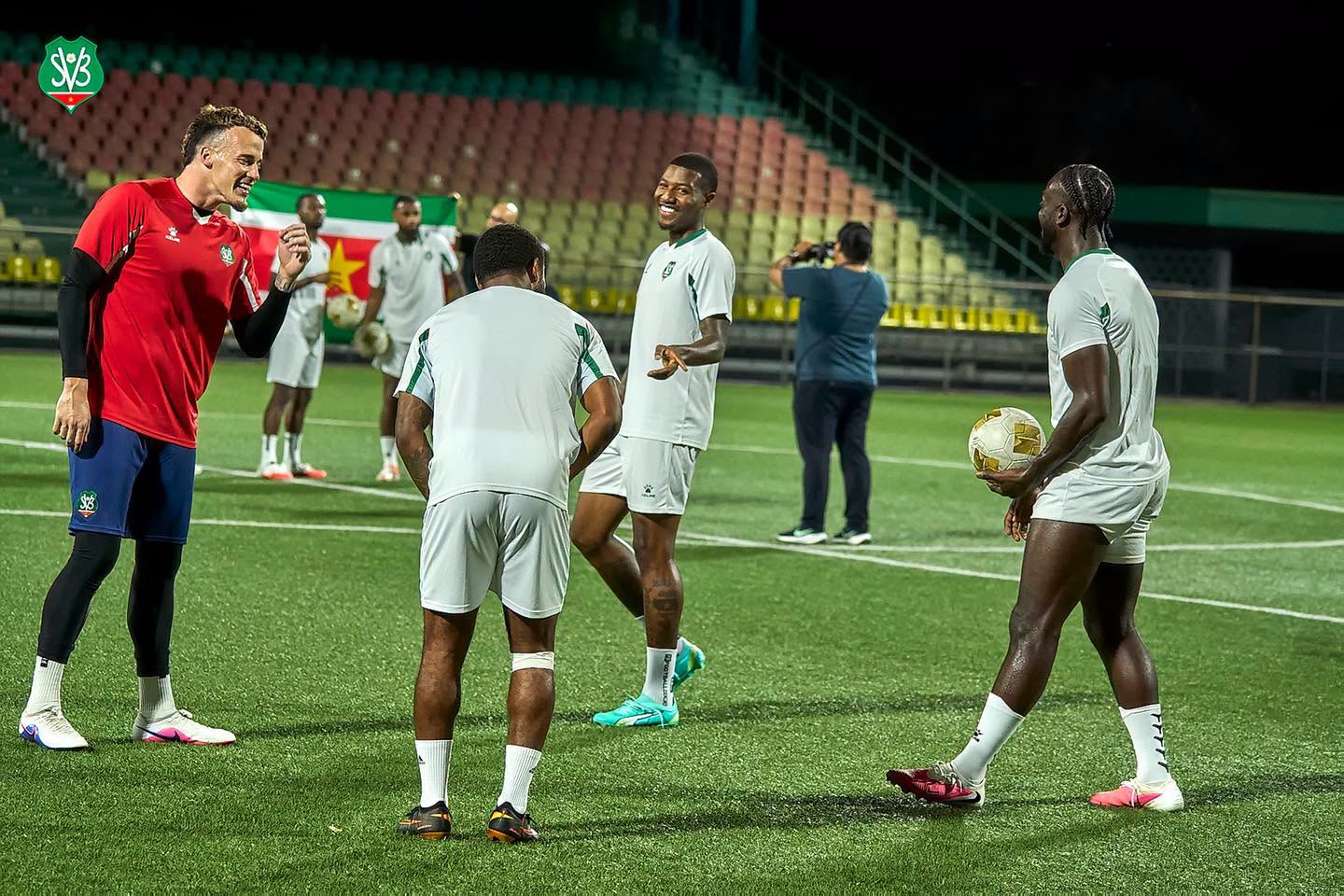 Selección de Surinam ya esta en tierras hondureñas.