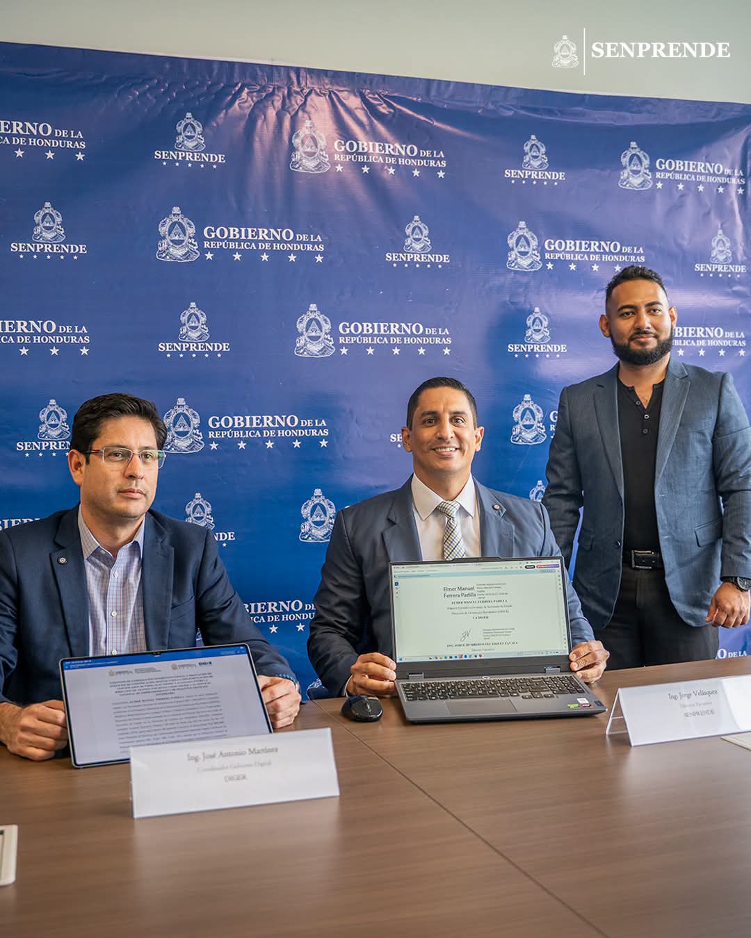 Autoridades de gobierno de Senprende