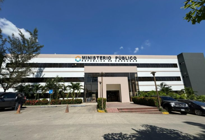 Fachada MP San Pedro Sula