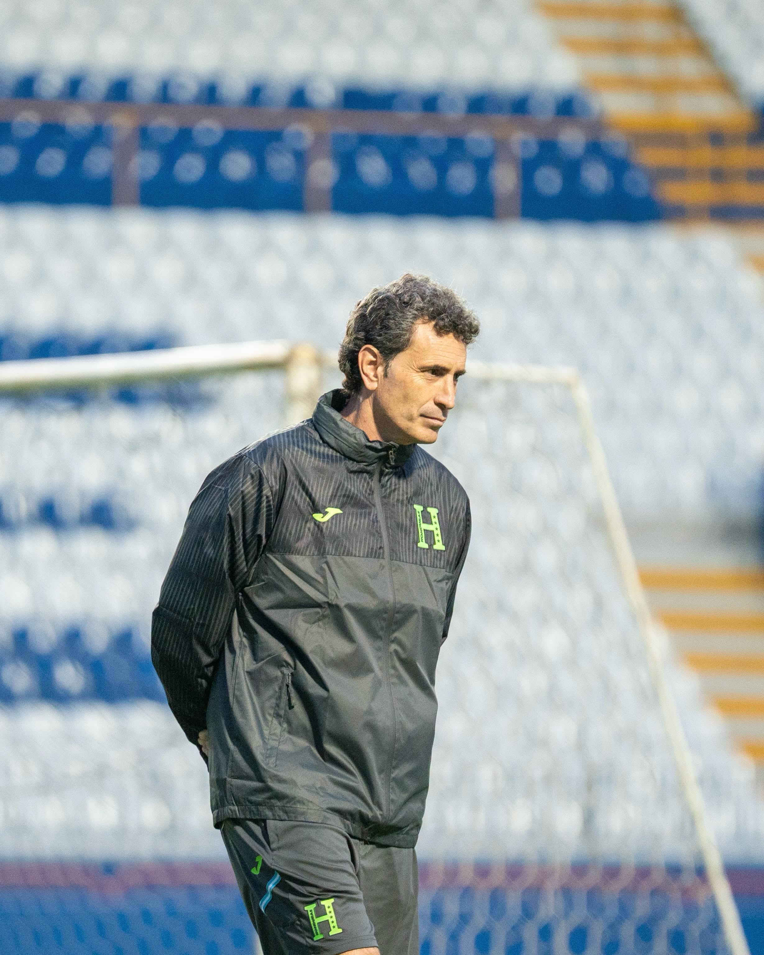 estreno oficial en el banquillo del técnico José Francisco Molina