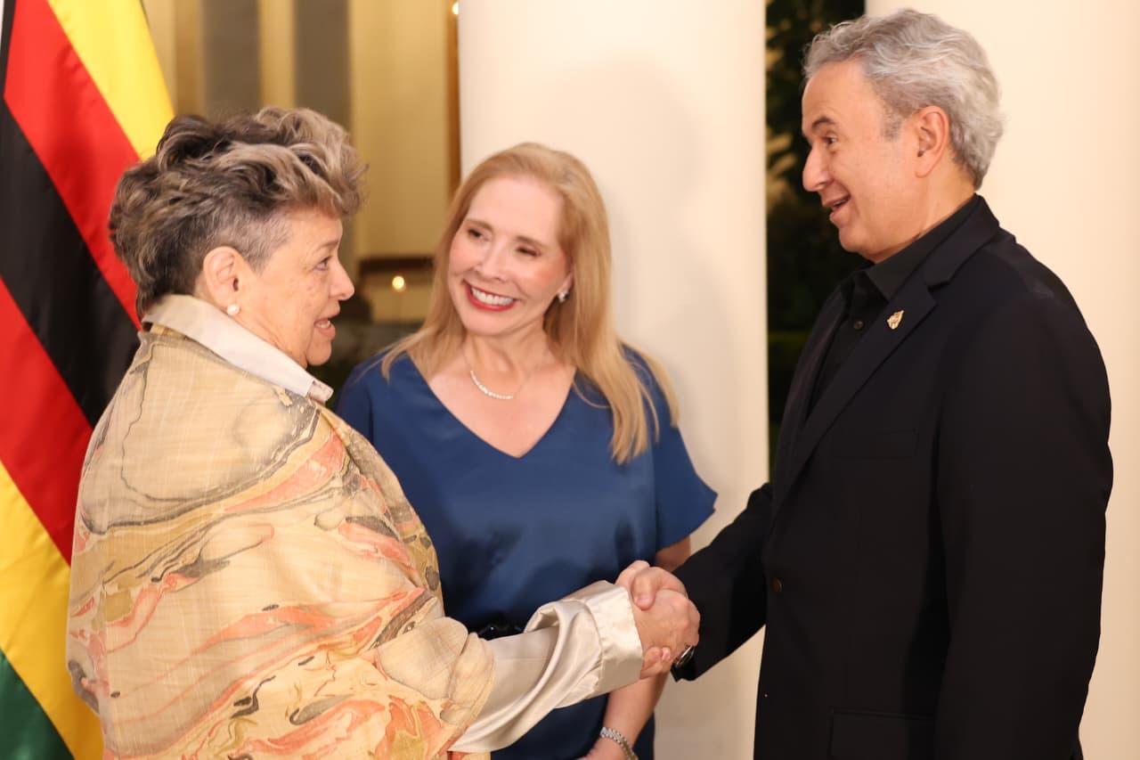 La Primera Dama de Honduras formó parte del Encuentro Interregional de Primeras Dama y Primeros Caballeros en Guatemala.