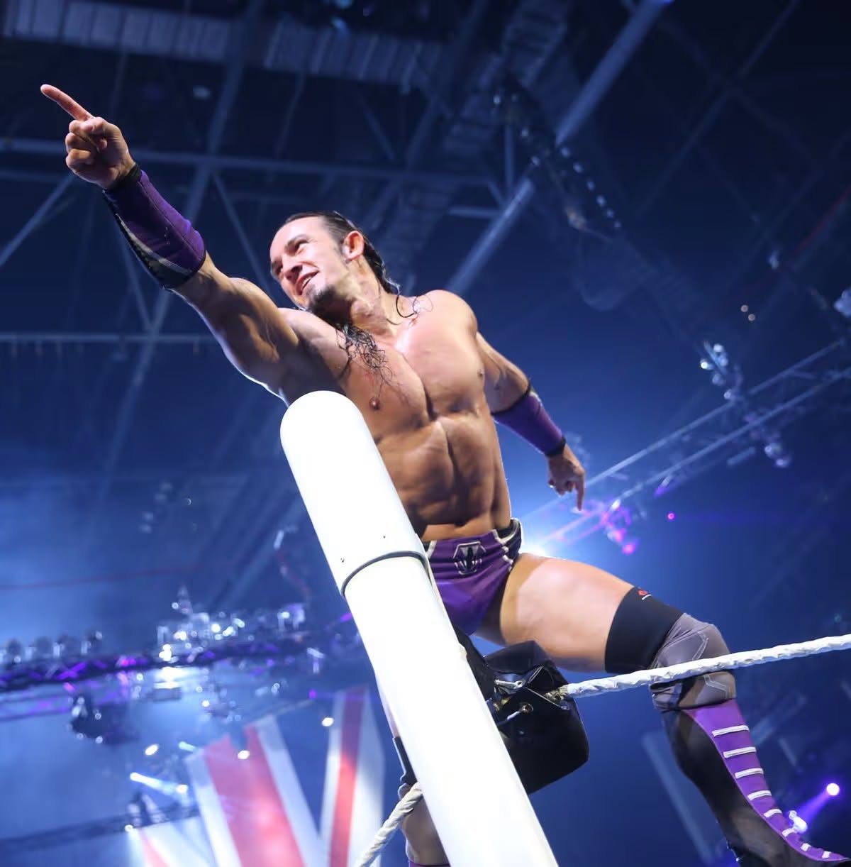 Satterley consiguió el Campeonato de NXT y posteriormente el título de peso crucero.