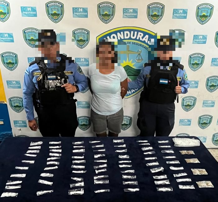 dos policial.jpeg