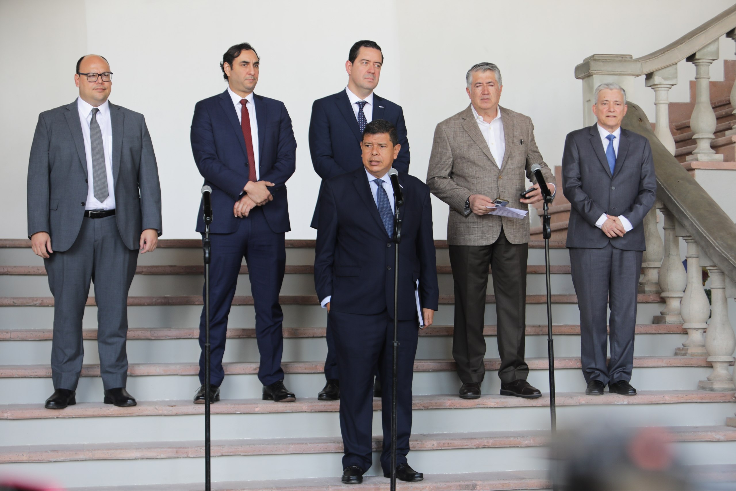 Representantes del Estado formaron parte de la conferencia de prensa.