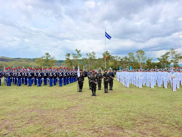 Fuerzas Armadas realizan actos solemnes durante conmemoración previo del Día del Soldado Hondureño.