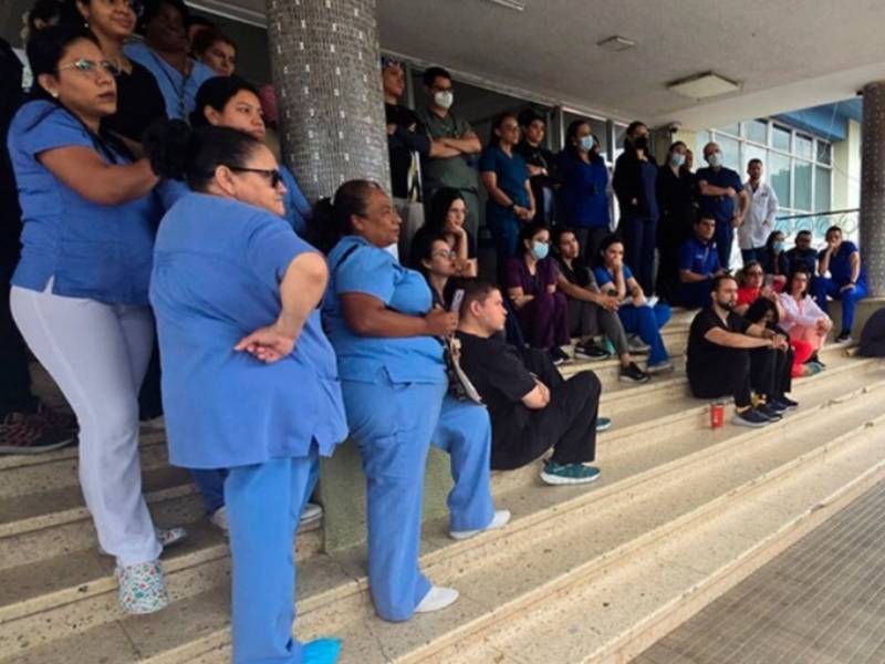 Los-medicos-hondurenos-entran-en-su-cuarta-semana-de-paro.jpg