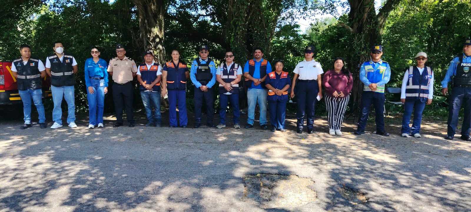 Autoridades policiales como la DNPSC, DNVT Y UMEP-18 formaron parte de la actividad en el eje carretero CA-13.