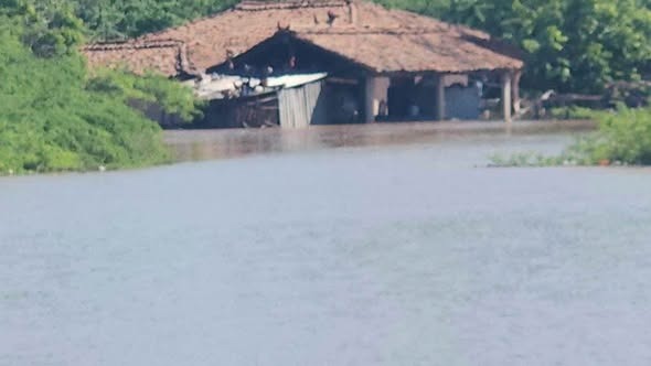 En el sector El Cubulero, Alianza, Valle, se reportan zonas inundadas debido al desbordamiento del río Goascorán.