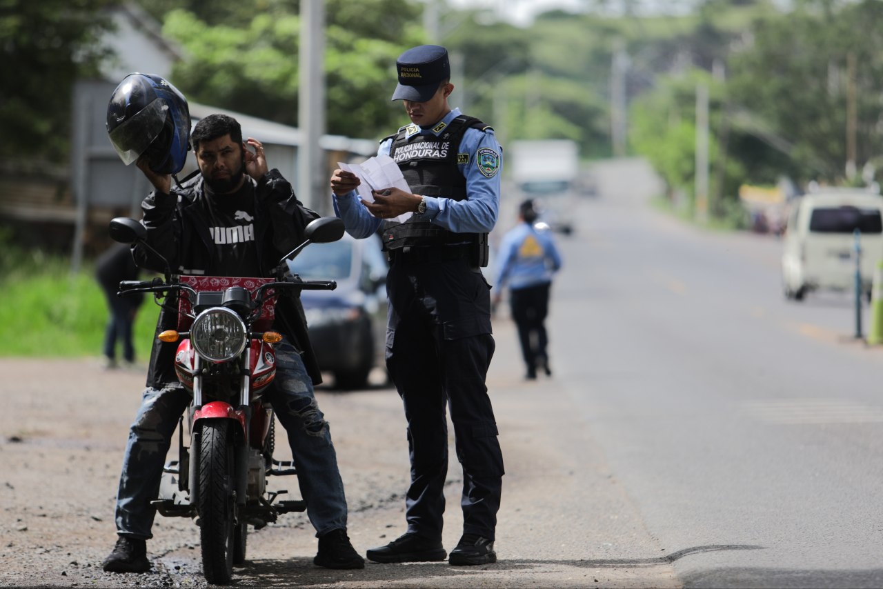 Policia ejerce vigilancia por la seguridad de todos