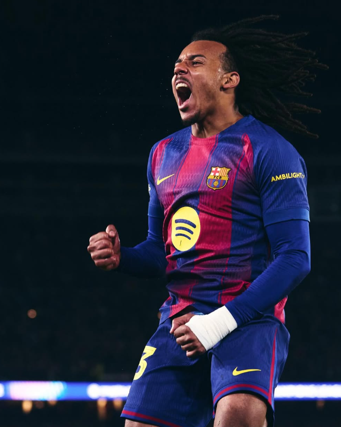 El defensor francés también se estrenó como goleador en LaLiga esta temporada al firmar el tercer tanto del Barcelona frente al Getafe.