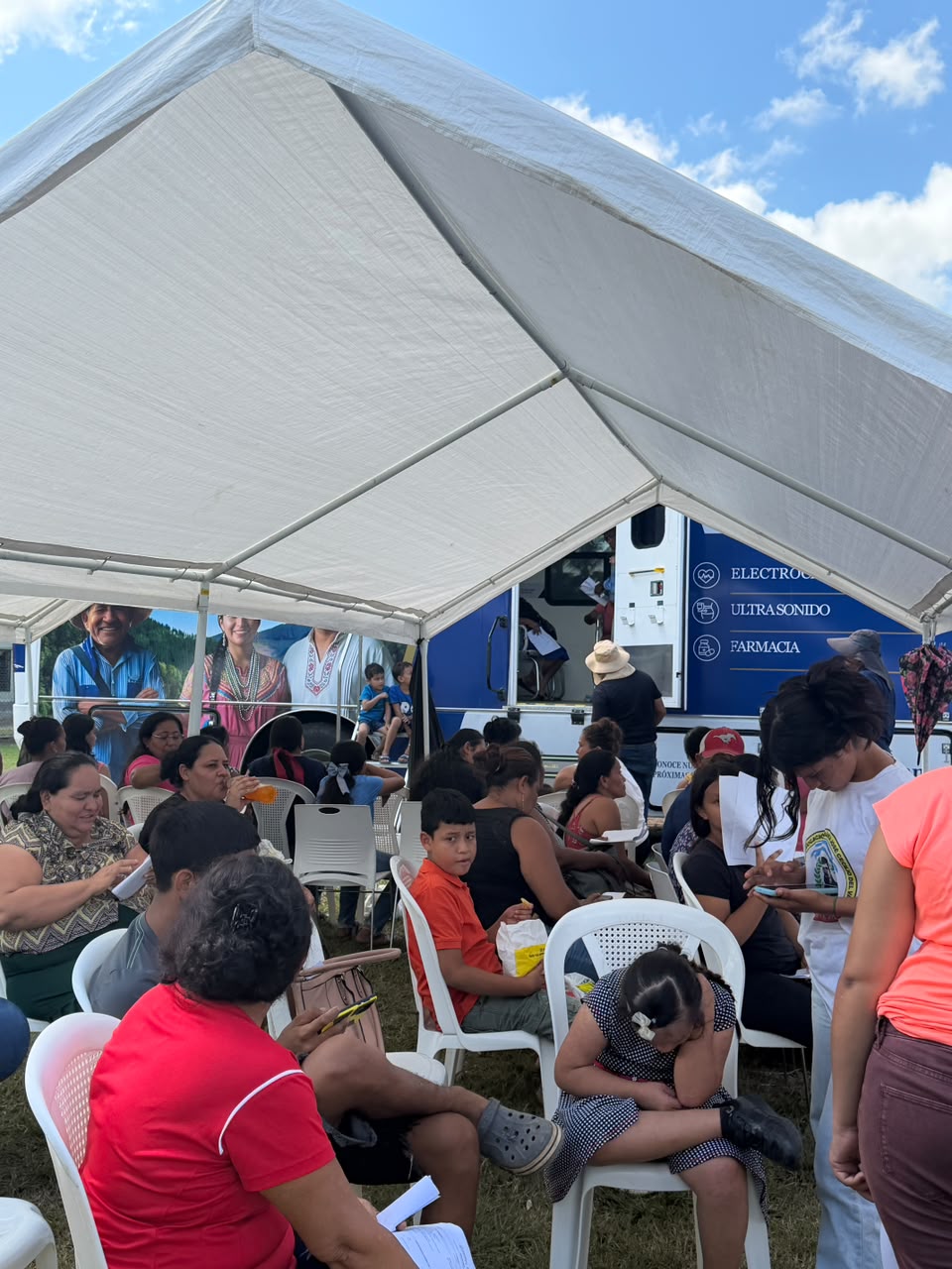 Son miles de pacientes que reciben atención diaria