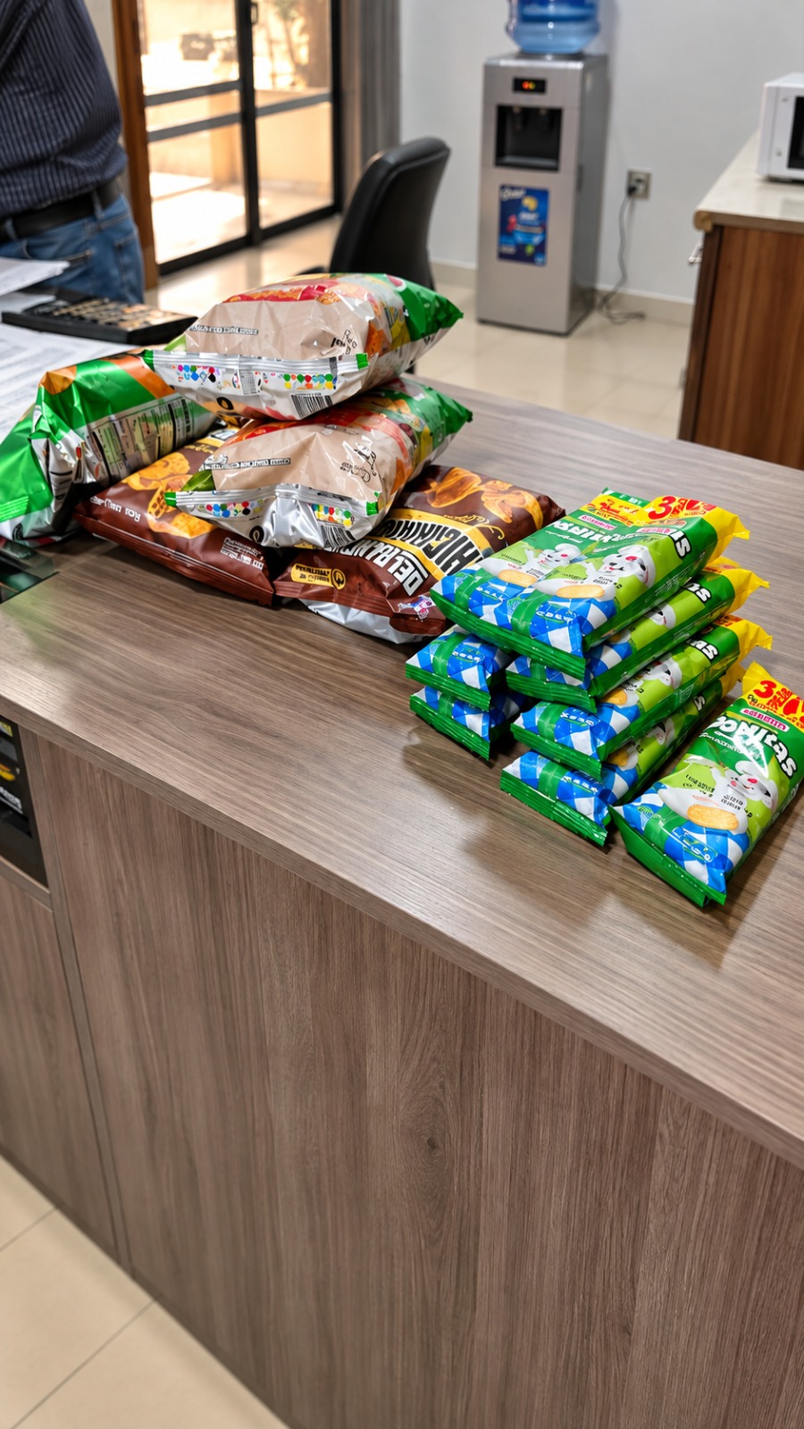 Las autoridades realizaron la supervisión en diferentes restaurantes y locales de comida.