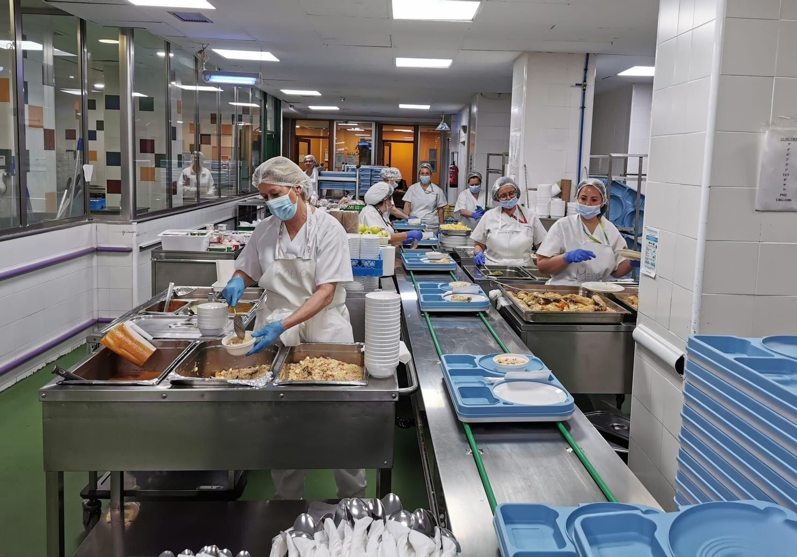 De acuerdo al director del HEU la cocina está abierta